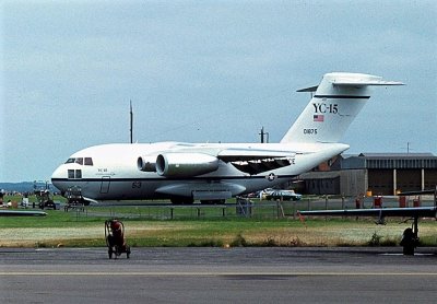 USAF YC-15 21875 b.jpg