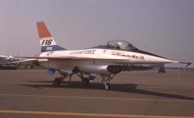 USAF YF-16A 21568.jpg