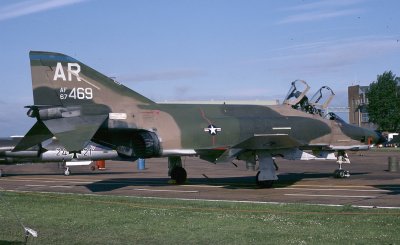 USAF RF-4C 70469 AR 10 TRW b.jpg