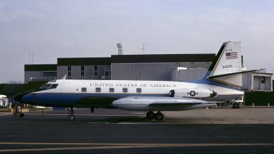 USAF VC-140A 24200.jpg