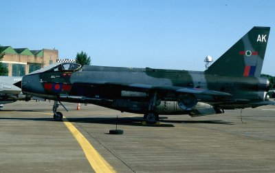 RAF Lightning F6 XS895 AK 5 Sqn.jpg