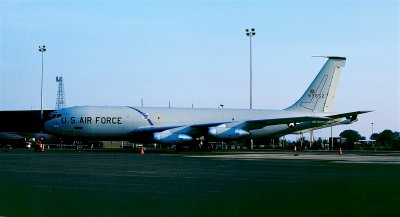 USAF KC-135A 63652 a.jpg