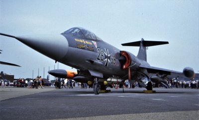 WGN F-104G 26+69 MFG-2.jpg