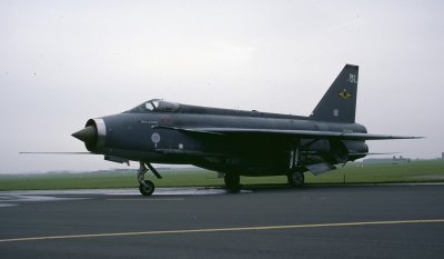 RAF Lightning F6 XR760 BL 11 Sqn.jpg