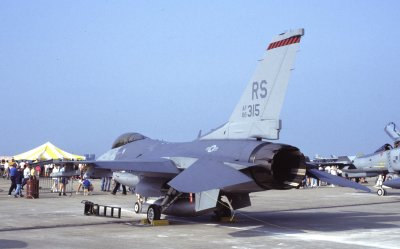 USAF F-16C 80315 RS 86 FW.jpg