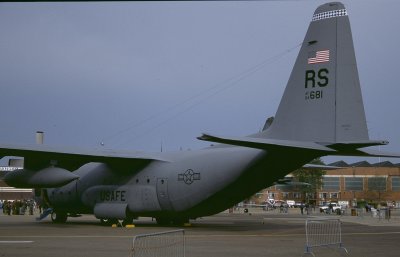 USAF C-130E 17681 RS 86 AW.jpg