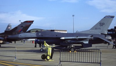 USAF F-16S 80414 AV 510 FS 31 FW B.jpg