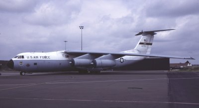 USAF NC-141A 12776 412 TW.jpg