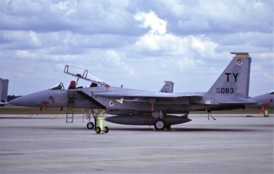 F-15B 50083 TY 325 FWW.jpg