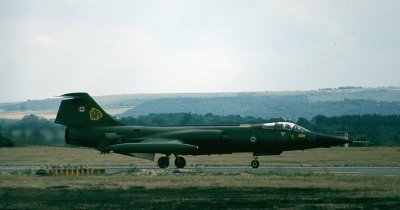 RCAF CF-104 104716 439 Sqna.jpg