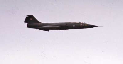 RCAF CF-104a.jpg