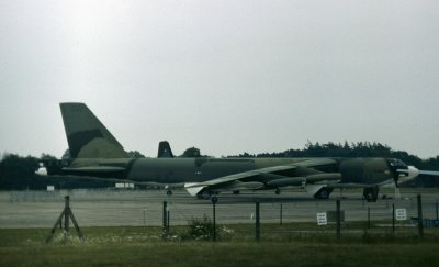 USAF B-52G 76484  2 BWe.jpg