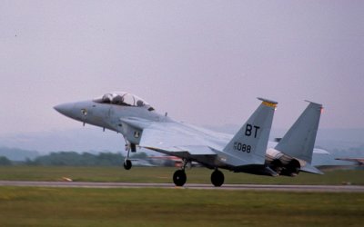 USAF F-15B 50088 BT 36 TFWb.jpg