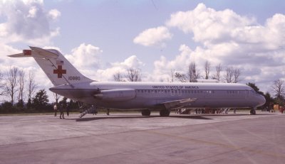 USAF C-9A 10880 375 AAW.jpg