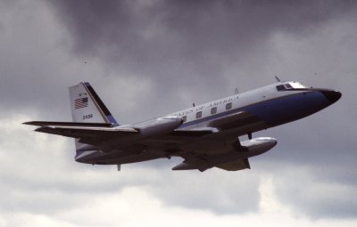 USAF VC-140B 12498 58MASc.jpg