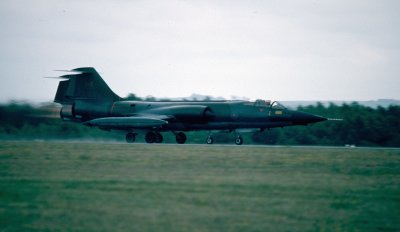 CAF CF-104 104716.jpg