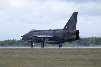 RAF LIghtning F3 XR718 C LTFd.jpg