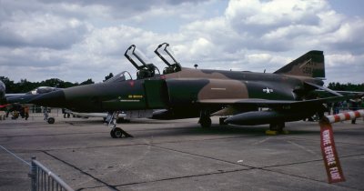 USAF RF-4C 80564  AR 10 TRW.jpg