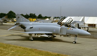 RAF Phantom FGR2 XV401 B 228 OCU 64 Sqn.jpg