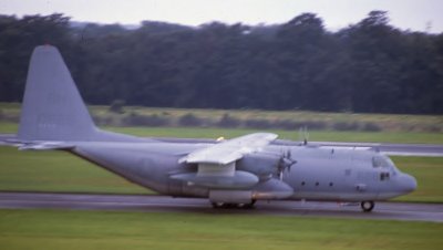 07-09-1988 KC-130T 1606276 BH-626 VMGR-252a.jpg