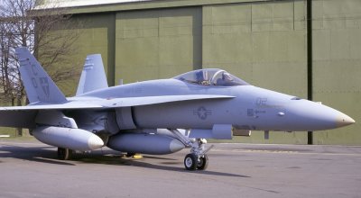 12-03-1987 FA18A 161934 DC-02 VMFA-122b.jpg