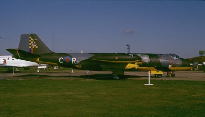 RAF Canberra TT18 WK124 CR 100 Sqn.jpg