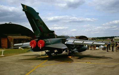 RAF Tornado GR1 ZA590 E 9 Sqn.jpg