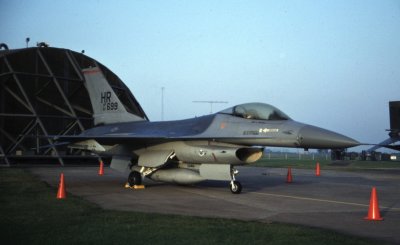 USAF F-16A 10699 HR 50 TFWa.jpg