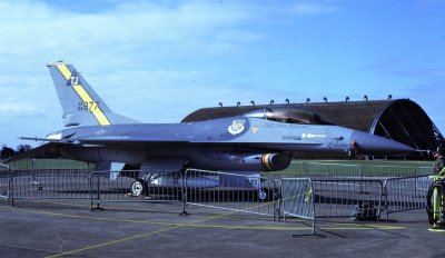USAF F-16A 90277 TJ 401 TFW.jpg