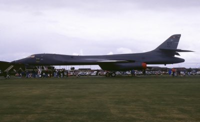 USAF B1B 86-103 DY.jpg