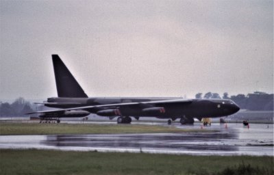 B52D 60600 7BW 1980e.jpg