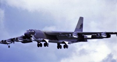 B-52G 76489 1985a.jpg
