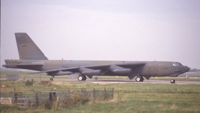 B-52G 80213 1988.jpg