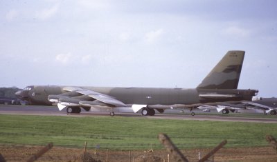 B-52G 92586 1985b.jpg