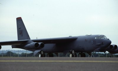 B-52H 10013 LA 1995c.jpg