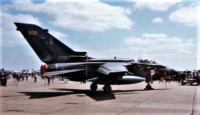 RAF Tornado GR1 ZA606 606 TWCU 45 Sqn.jpg