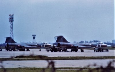 April 1977 F-104S MM6869 4-3 MM6770 4-4a.jpg