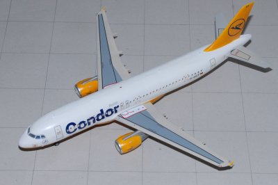 Airbus A320-200 (1/144)