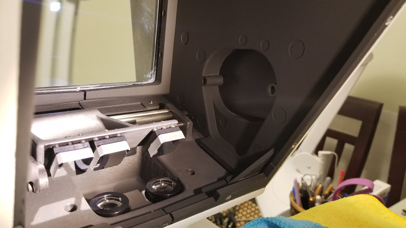 External camera port on the right (TS-4)
