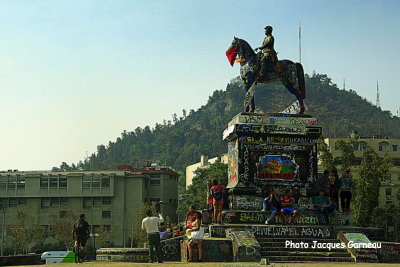Monument du général Baquedano (après les manifestations!), Santiago, Chili - IMGP8853.JPG