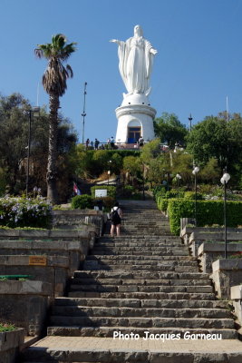 Statue de l'Immaculée Conception, au sommet de la Colline San Cristobal, Santiago, Chili - IMGP8691.JPG