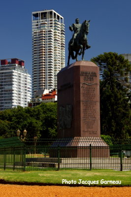 Statue questre de Juan Manuel de Rosas, Plaza Intendiente Seeber, Buenos Aires, Argentine - IMGP0815.JPG