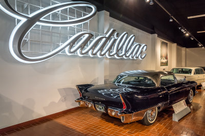 Gilmore Car Museum - Cadillac-LaSalle collection
