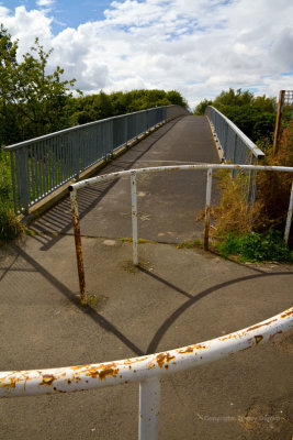 Bridge over the A1