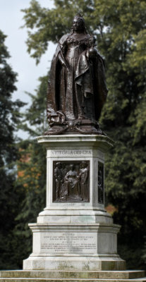 Queen Victoria's statue in Bitts Park