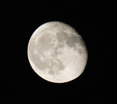 The Moon 4th October 2020 9.30 pm (GMT +2)