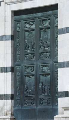 Duomo - Bronze door