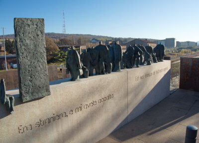 Monument to the Italian immigrants