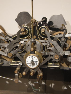 Mechanism of clock at Eglise St Michel - detail