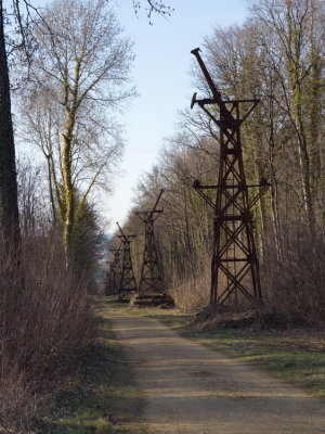 Funicular posts